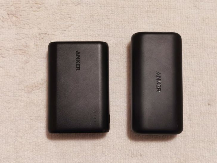 PowerCore 10000とPowerCore 10000 Reduxのサイズ比較